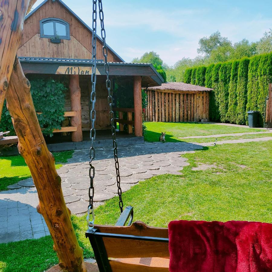 Pod Milanem Villa Przemyśl Buitenkant foto